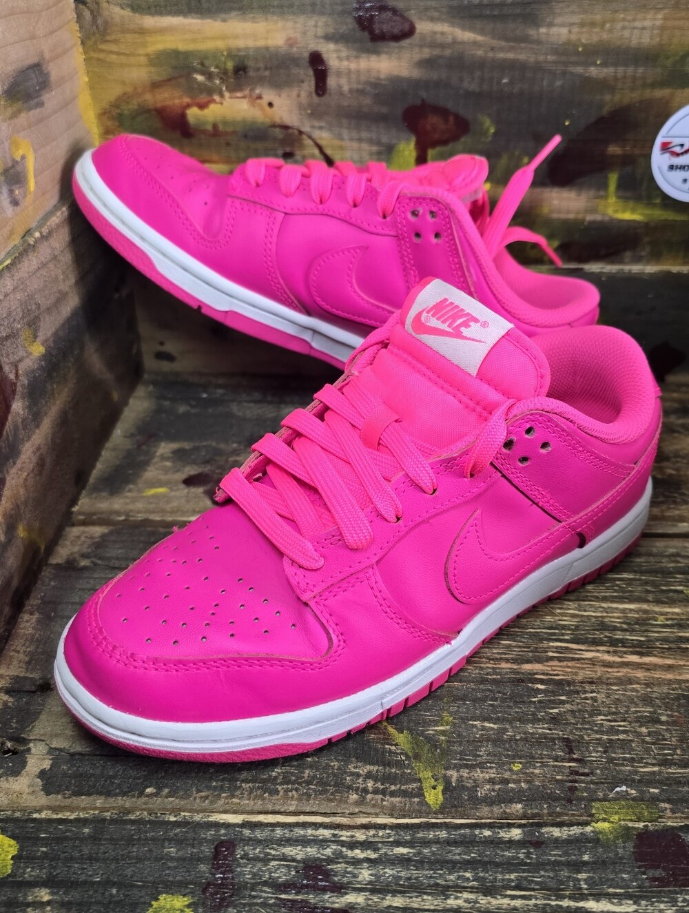 NIKE DUNK‎ LOW HYPER PINK WOMENS SIZE 6 DZ5196 600 Used RARE